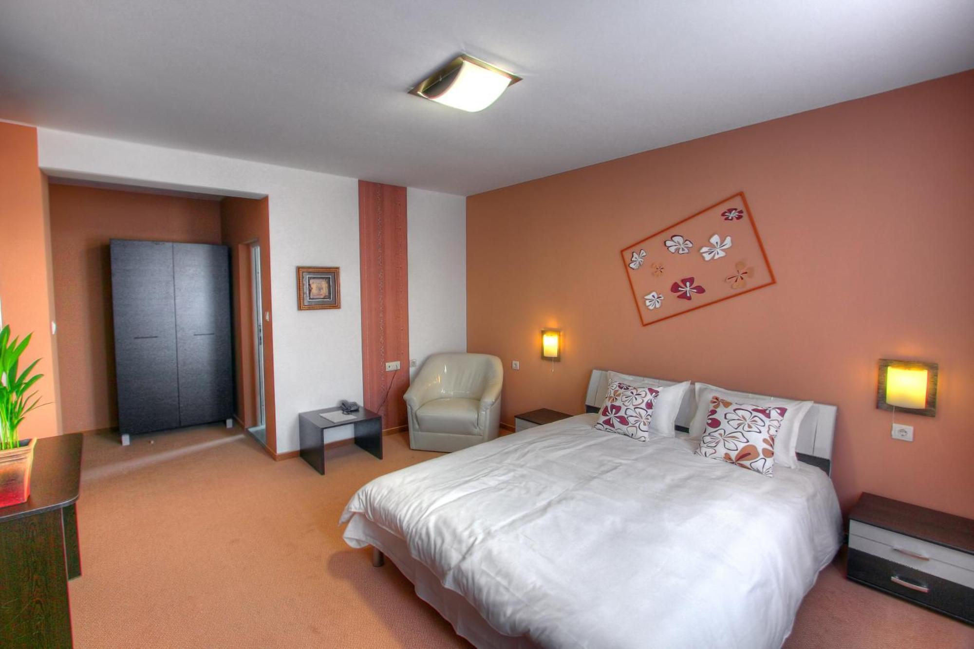 Family Hotel Mania Stara Zagora Buitenkant foto